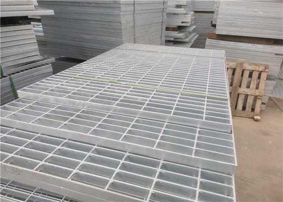 บันไดสแตนเลสเหล็กชุบสังกะสี แคทวอล์ค Q235 305mm Width