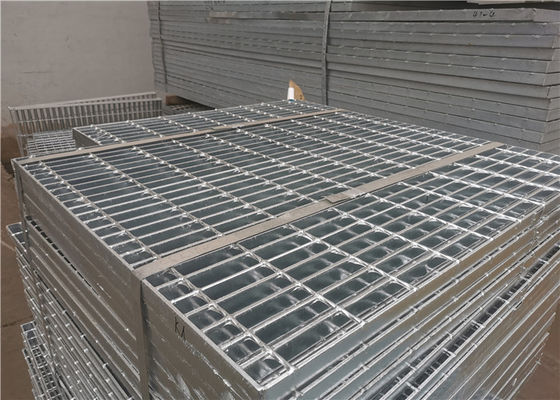 ชั้นเชื่อม Forge Walkway ตะแกรงเหล็กชุบสังกะสี เหล็กกล้าคาร์บอน Q235