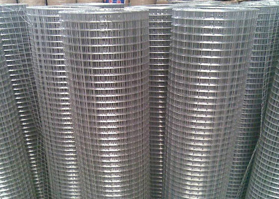 1.5 * 1.5 ซม. รั้วตาข่ายลวดเชื่อม 4x8 แผงลวดเชื่อมสำหรับสุ่มไก่