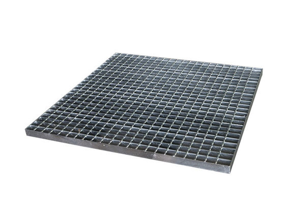 40x5mm Serrated Bar Grating Stair Treads สำหรับวิศวกรรมเทศบาล