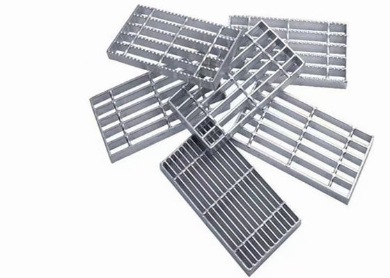 ตะแกรงเหล็กกันสนิม 32x5mm Square Serrated Non Slip