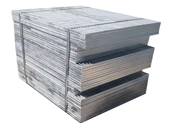 Anti Skid 100mm แคทวอล์ค Steel Grating Pressure ล็อคสำหรับ Footbridge
