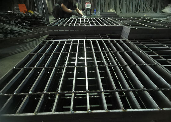 Workshop Platform ตะแกรงเหล็กแผ่นหนา 8 มม. กันลื่นไถล Electro Galvanizing