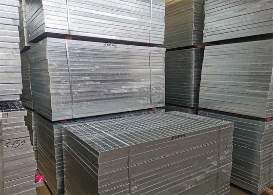 ตะแกรงระบายน้ำ Driveway สำหรับงานหนักหนา 6 มม. 25x3mm Serrated Type