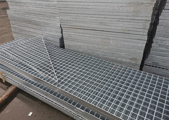 ความกว้าง 2 เมตรน้ำหนักเบา Walkway Grating Powder Coating Pressure Welding