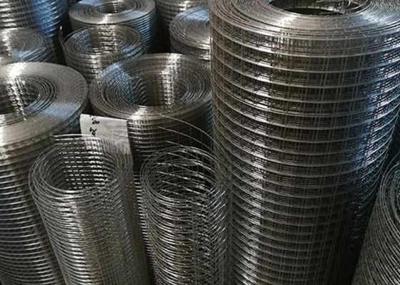 OEM School Yard รั้วตาข่ายลวดเชื่อม 5X5mm Hot Dip Galvanizing