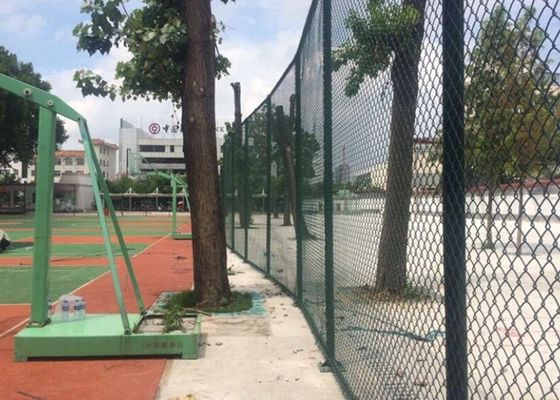 ชุบสังกะสีแบบจุ่มร้อน 8FT Diamond Chain Link Fence เป็นมิตรกับสิ่งแวดล้อม