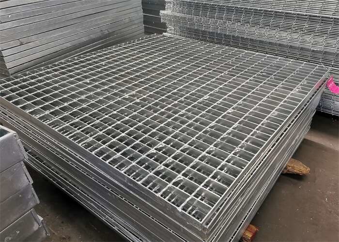 ที่จอดรถ Q195 ตะแกรงเหล็ก Driveway Grating Serrated I Type